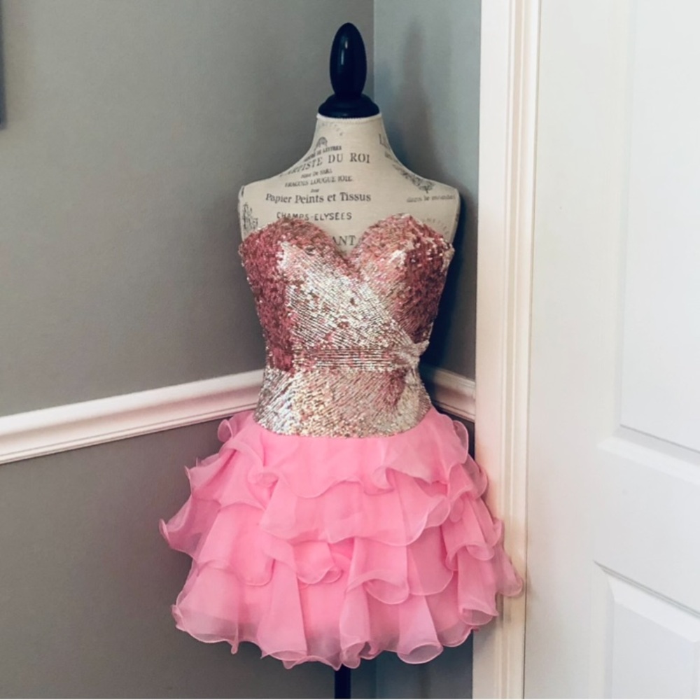 NEW SHERRI HILL SZ 6 LIGHT PINK RUFFLED SEQUIN MINI DRESS
